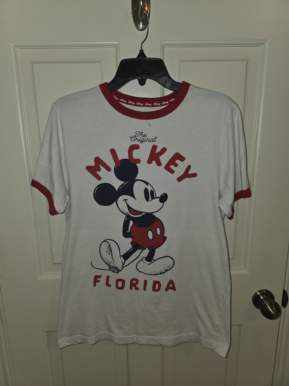 Disney Men's White & Red Mickey Graphic Tee